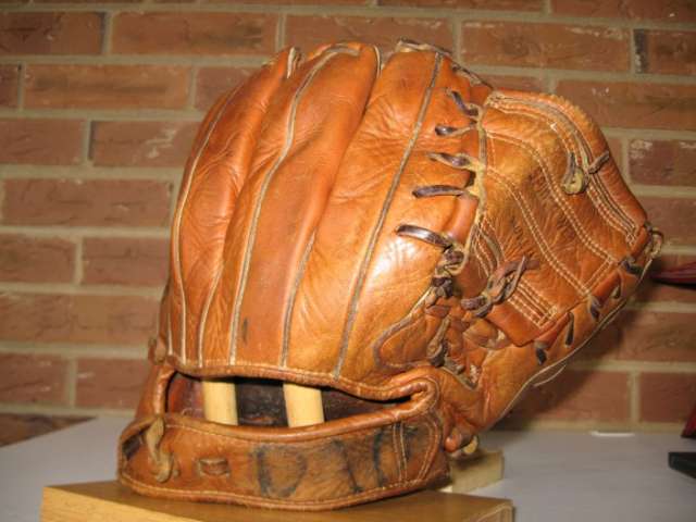 Bobby Thomson MacGregor G1329 Back